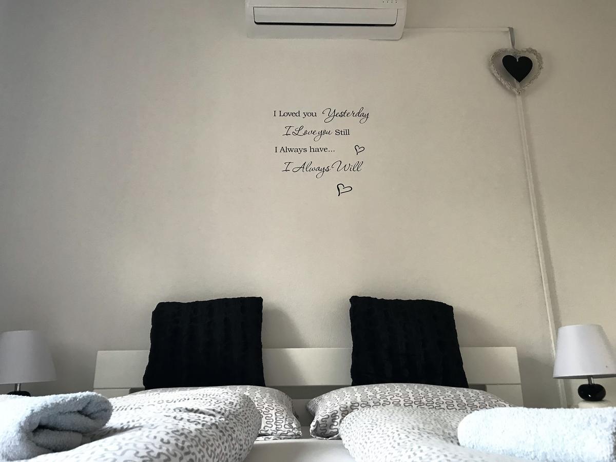 Rooms Deny 모스타르 외부 사진